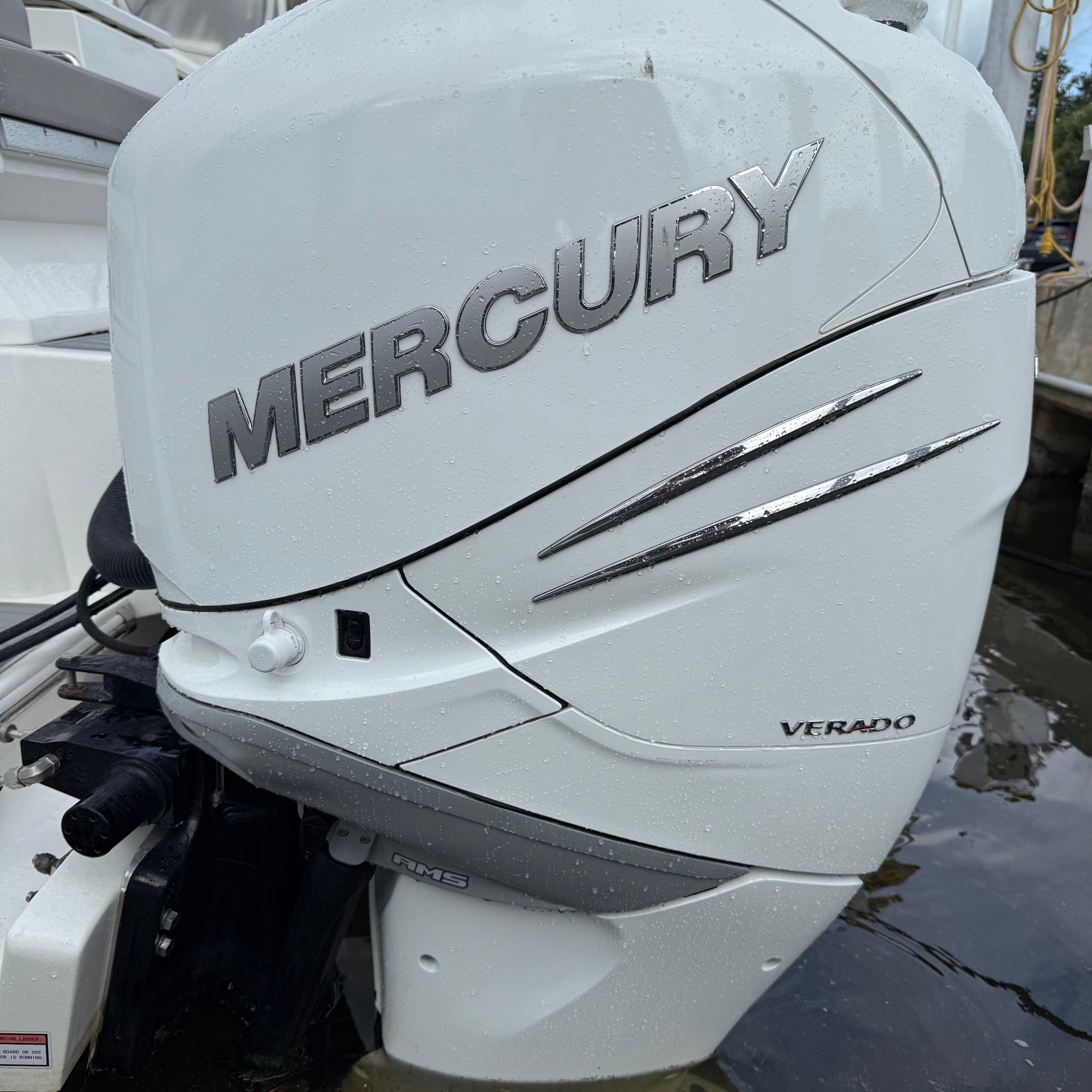 Flush Port Quick Connect for Mercury
