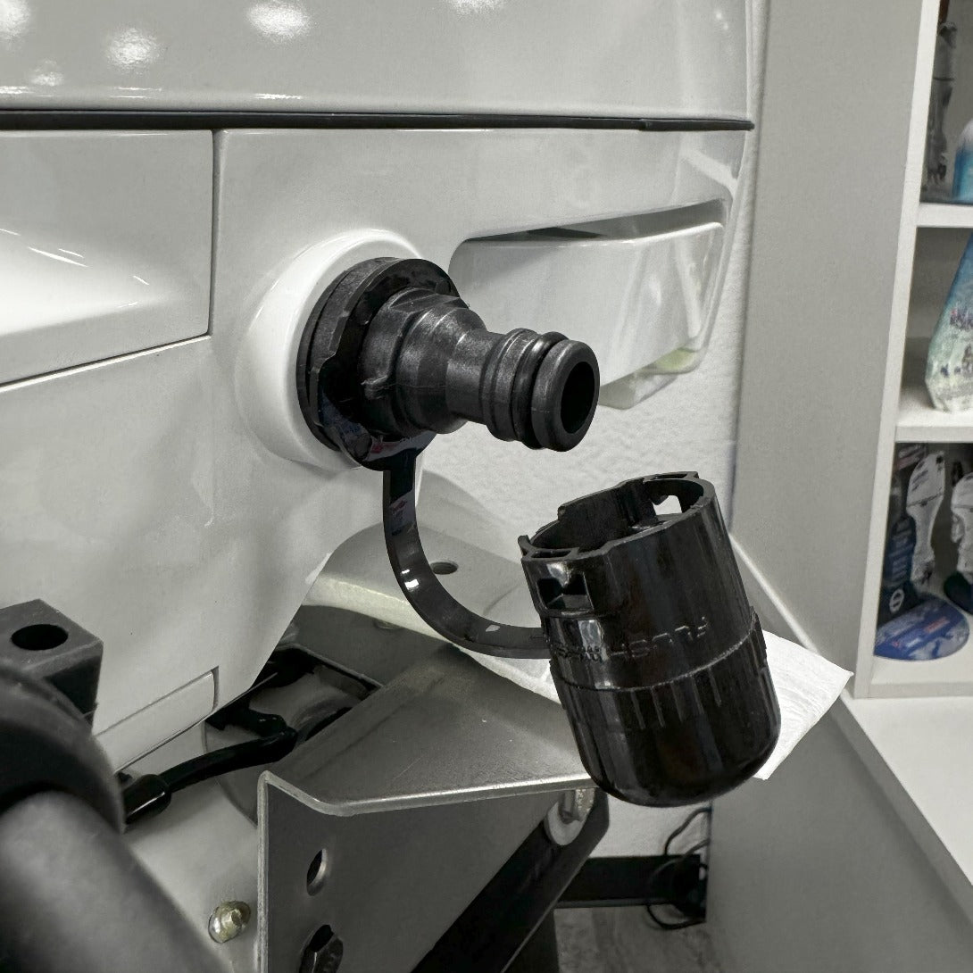 Flush Port Quick Connect for Suzuki - Flushmaster