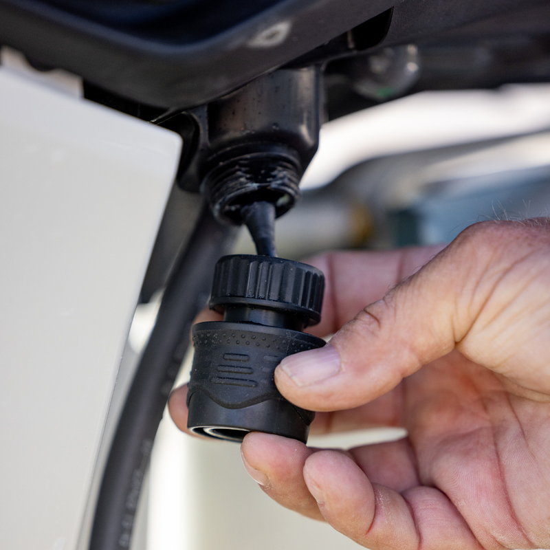 installing flush port quick connect to honda outboard